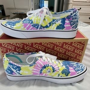 Vans woman's size 11 NWT